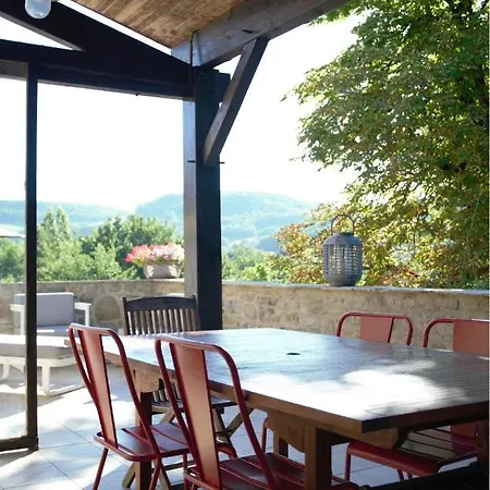 Oda ve Kahvaltı D'hotes A La Cle Des Champs