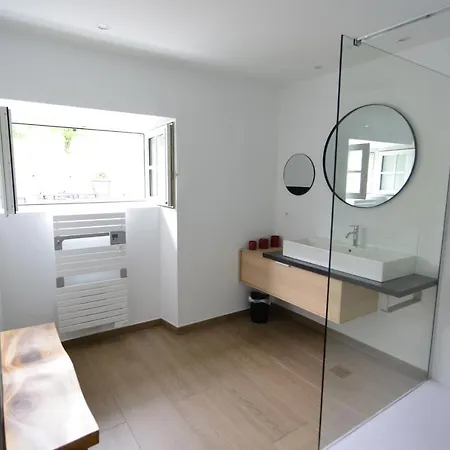 D'hotes A La Cle Des Champs Bed & Breakfast 3*