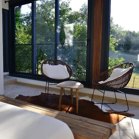 D'hotes A La Cle Des Champs Varen