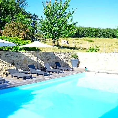 D'hotes A La Cle Des Champs 3*